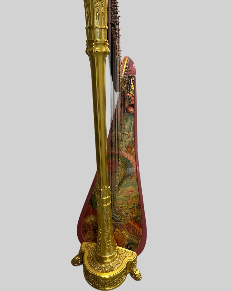 Lyon and Healy Special Style 11 pink harp